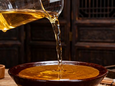 白酒储藏后的品鉴变化：从辛辣到醇厚的科学蜕变过程